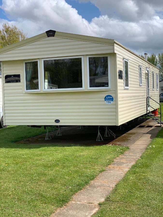 Thorpe Park Cleethorpes Caravan At Lakeside 14 Exterior photo